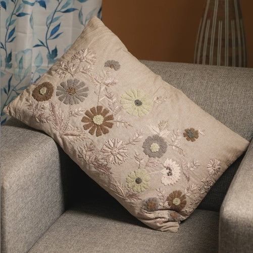 LINEN EMBROIDERY CUSHION