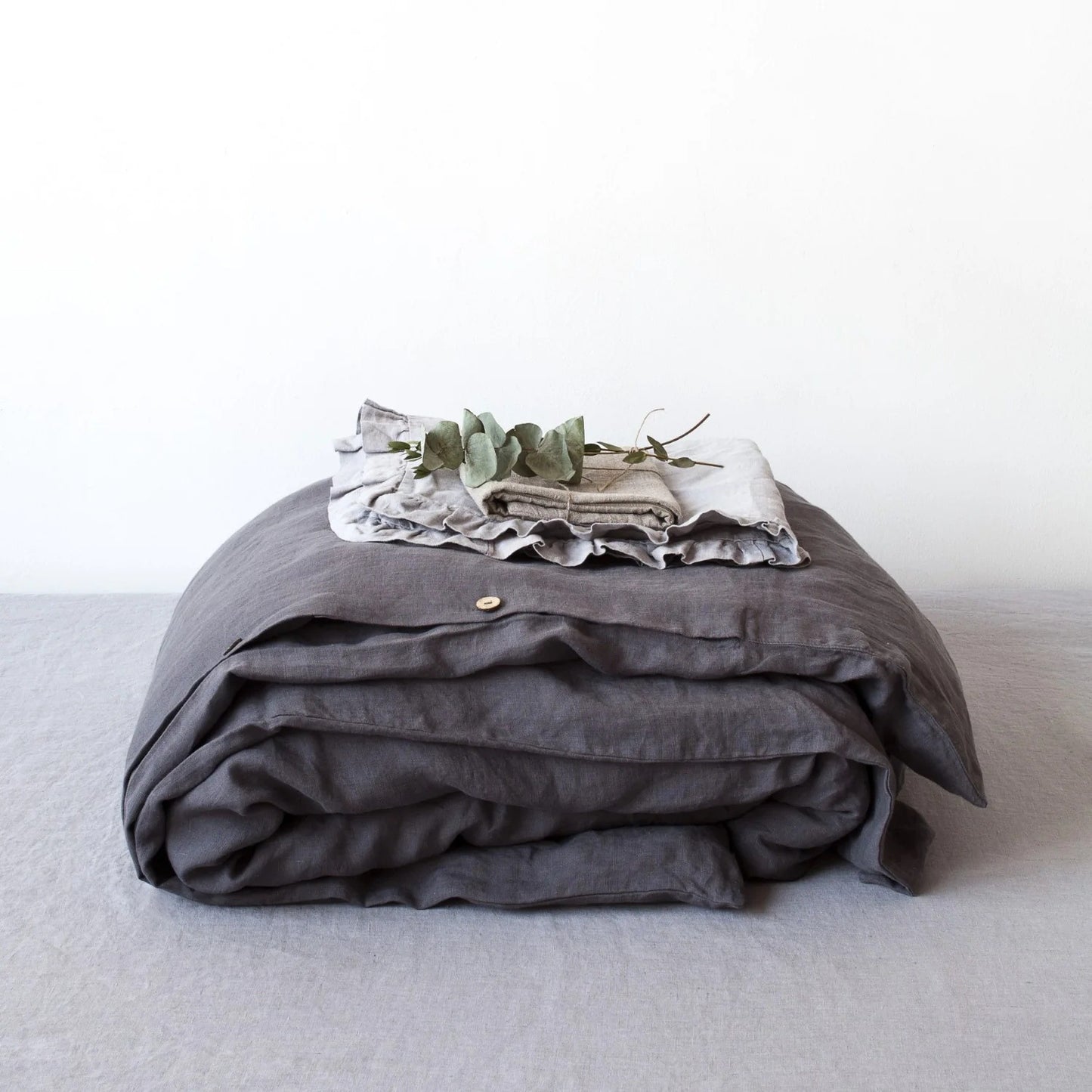 Pure Linen Bed Sheet Quilt Cover Four-piece Set